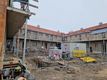 ŘÍJEN 2026 / DVŮR MĚLNICKÁ