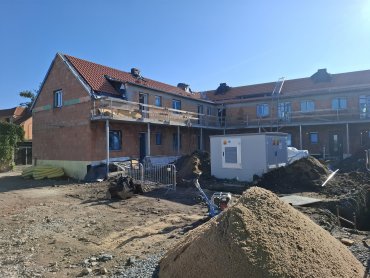 ZÁŘÍ 2026 / DVŮR MĚLNICKÁ